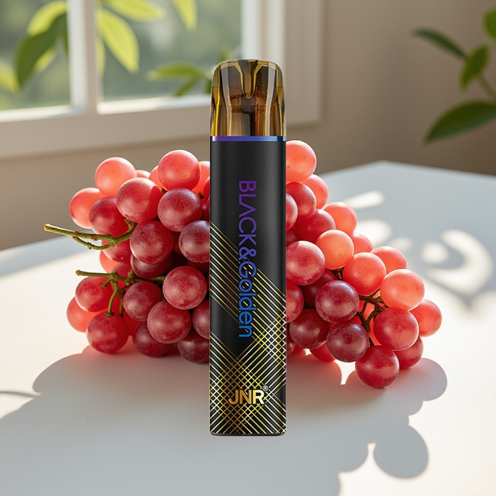 JNR Black&Golden 800 Puffs Disposable Vape Grape Ice